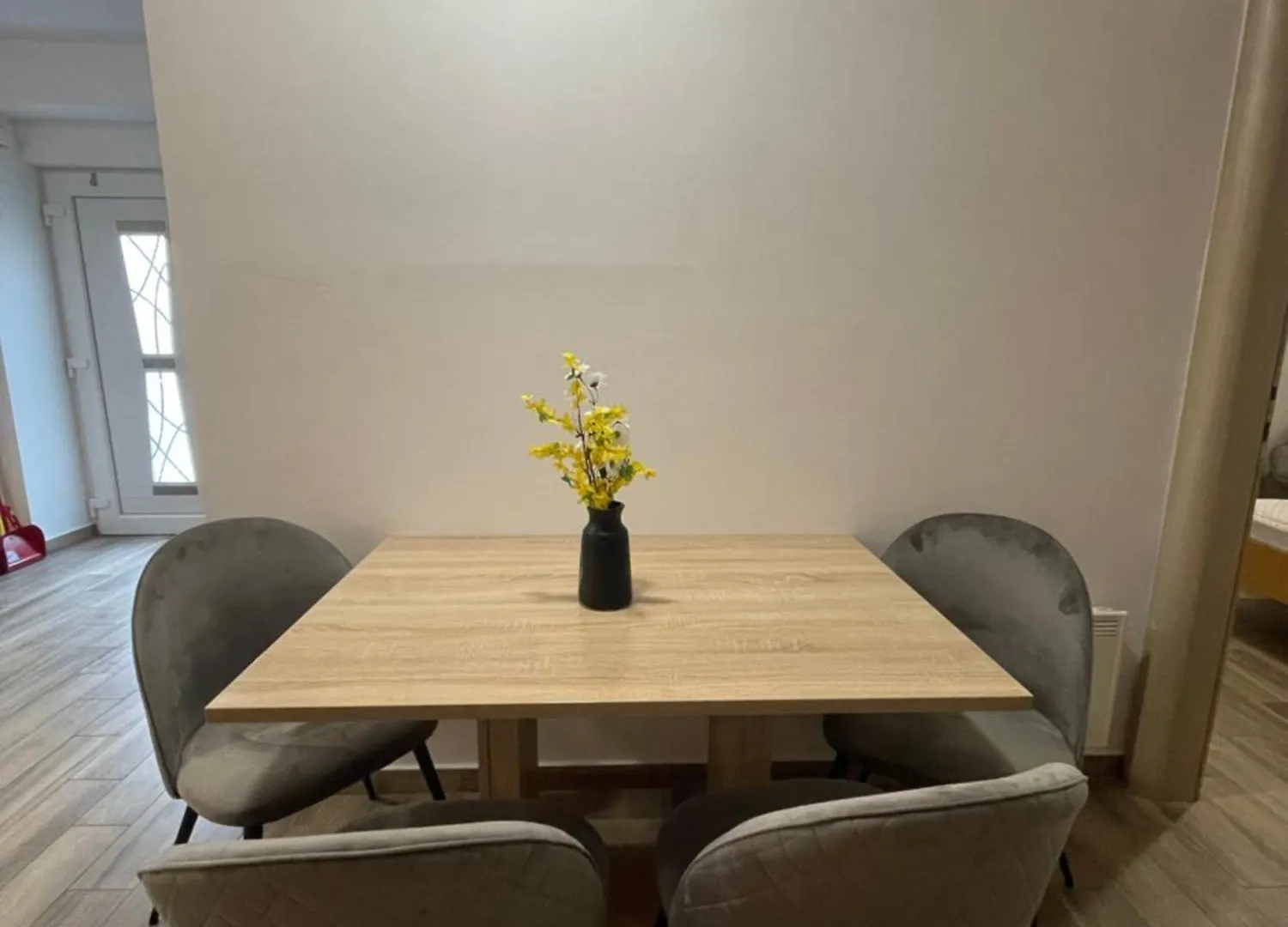 Apartmani Danica Nerezine 0*,  Croácia