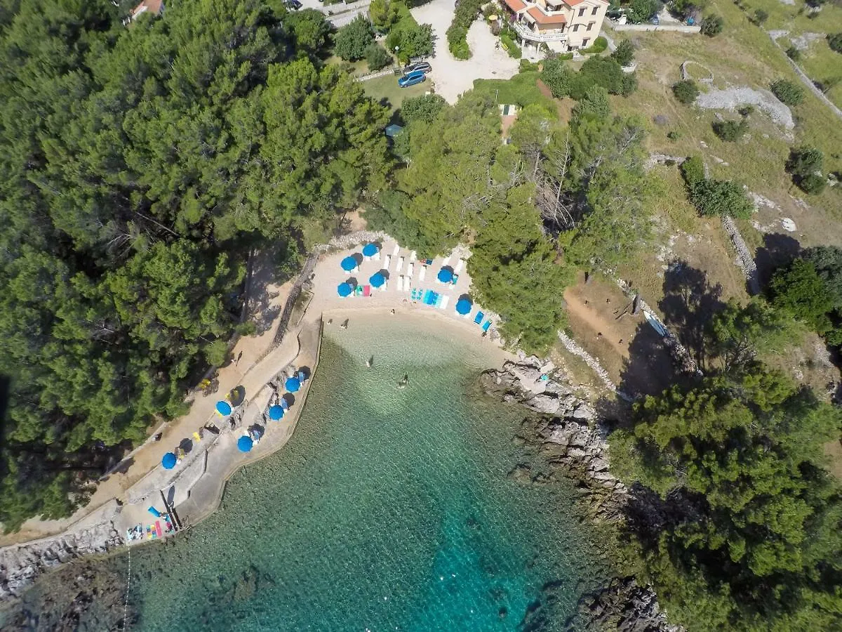Apartmani Danica Nerezine 0*,  Croácia